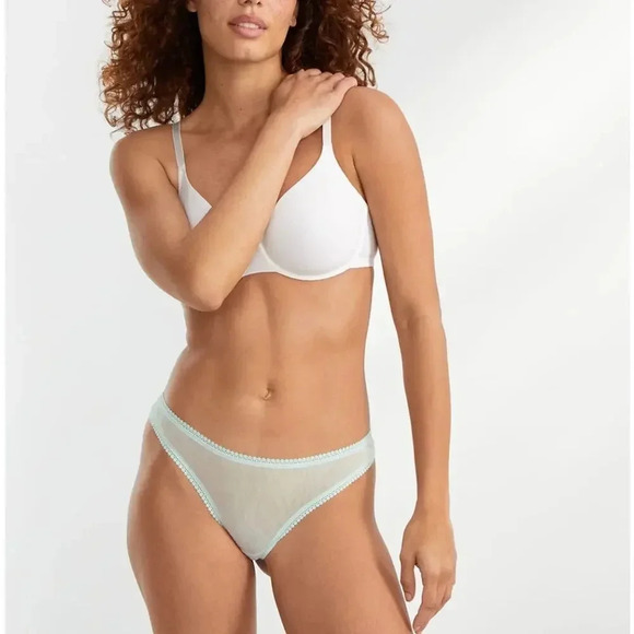 On Gossamer Mesh Hip G String Thong Panty Size S/M - Picture 1 of 4